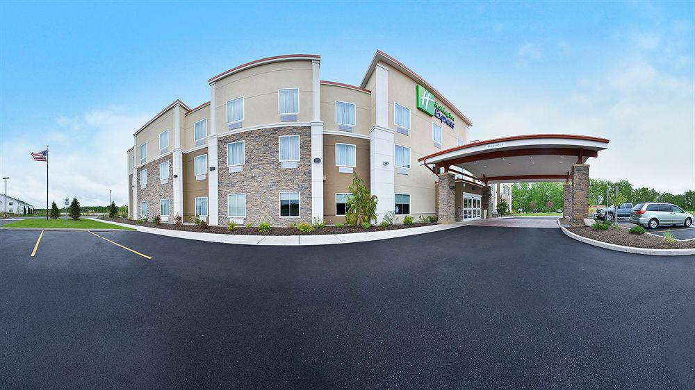 Holiday Inn Express Canandaigua - Finger Lakes Exterior photo